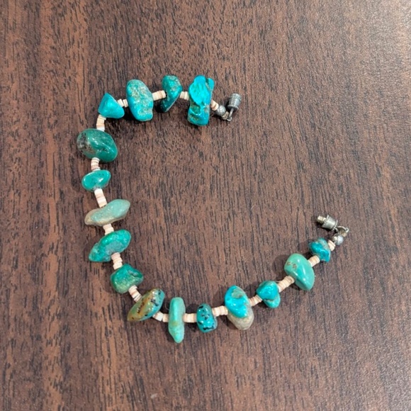Vintage Turquoise Chunky Nugget & Shell Bead Bracelet Native American 1970s - Picture 2 of 8